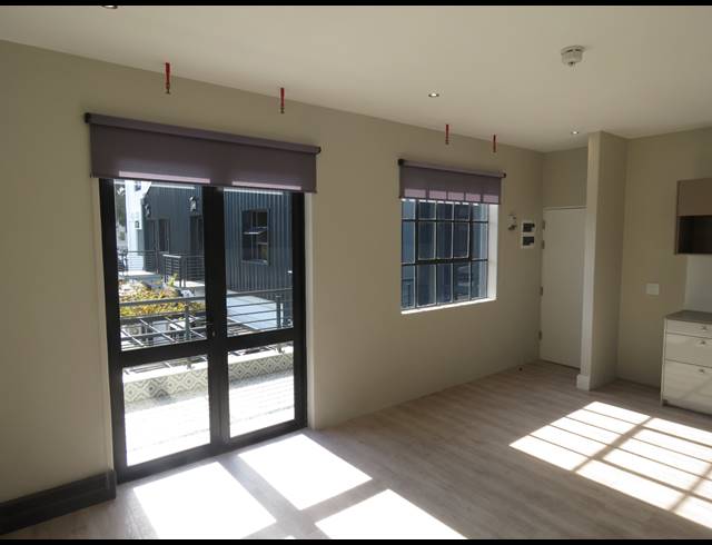 1 BEDROOM APARTMENT TO LET IN PAARDEVLEI